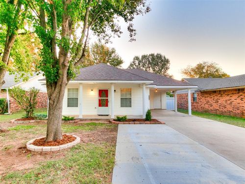 606 Se 6th St, Lexington, OK, 73051-8744 | Card Image