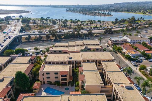 unit-306-2514 Clairemont Dr, San Diego, CA, 92117-6614 | Card Image