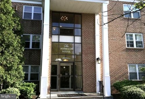 apt-207-222 E Montgomery Ave, ARDMORE, PA, 19003-3324 | Card Image