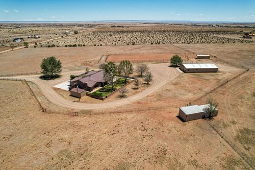 90 Nugent Rd, Edgewood, NM, 87015-7122 | Card Image