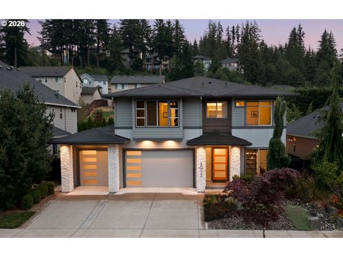2012 Nw 44th Ave, Camas, WA, 98607-8515 | Card Image