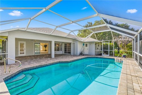 445 45th Ave, Vero Beach, FL, 32968-1842 | Card Image