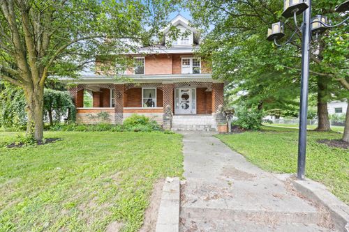230 W Columbus St, Mount Sterling, OH, 43143-1242 | Card Image