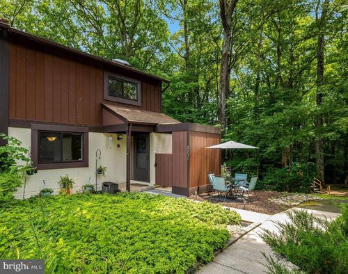 2231 Wheelwright Ct, RESTON, VA, 20191-2333 | Card Image