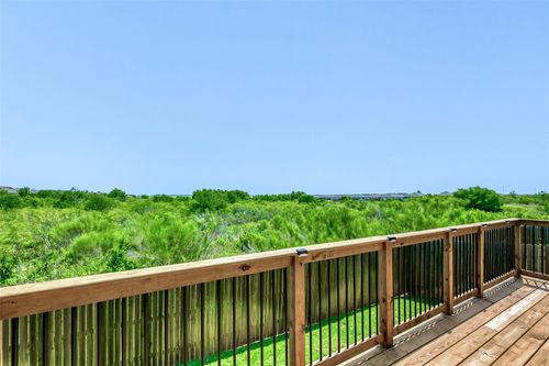 233 Calgary Ln, San Marcos, TX, 78666-2628 | Card Image