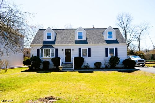 79 Hawkins Ave, Parsippany, NJ, 07054-2130 | Card Image
