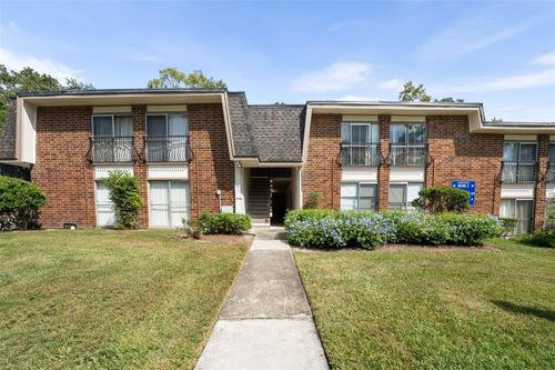 apt-c23-1700 16th Ct, GAINESVILLE, FL, 32608-1574 | Card Image