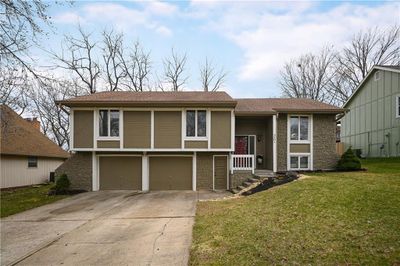 3301 Ne 71st Street, House other with 4 bedrooms, 3 bathrooms and null parking in Gladstone MO | Image 1