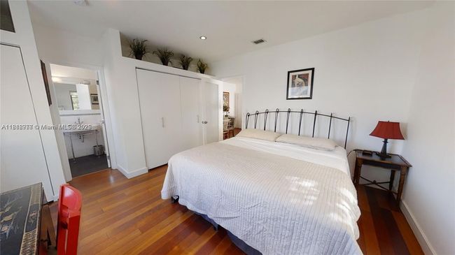 APT-12 - 815 Euclid Ave, Condo with 1 bedrooms, 1 bathrooms and null parking in Miami Beach FL | Image 15