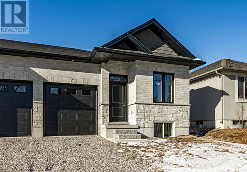 17 John Pound Rd, Tillsonburg, ON, N4G3J1 | Card Image