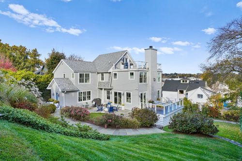 11 Sterling Dr, Westport, CT, 06880-6629 | Card Image