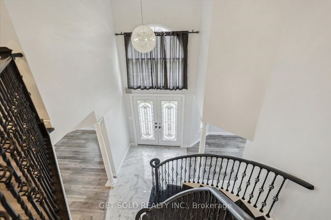 1 Mckie Crt, House other with 7 bedrooms, 4 bathrooms and 8 parking in Ajax ON | Image 9