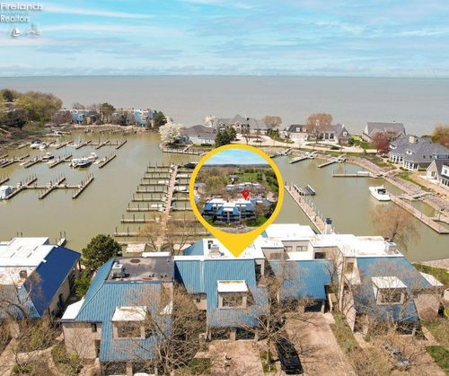 4446 Marin Hbr, Port Clinton, OH, 43452-3093 | Card Image