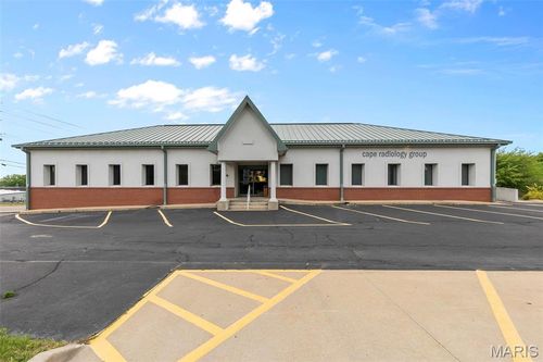 1404 Old Cape Rd, Jackson, MO, 63755-2677 | Card Image