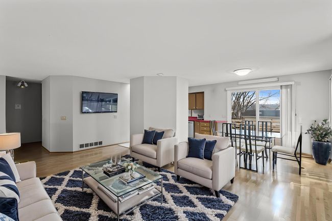 23_4017_Fordham_Dr_NE23_mls - Living Room - Modern - 1.jpg | Image 5