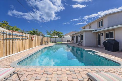 1660 Ne 25th Ave, Pompano Beach, FL, 33062-3218 | Card Image