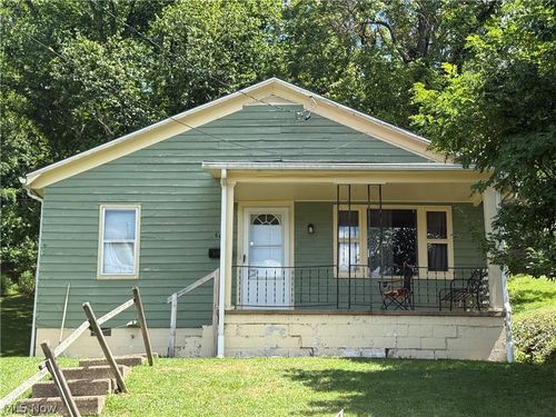 602 10th St, Marietta, OH, 45750-1941 | Card Image