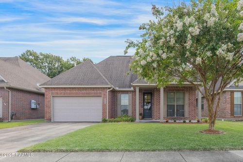 201 Spanish Moss Ln, Broussard, LA, 70518-7736 | Card Image