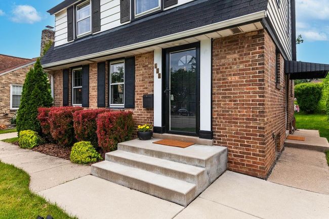 231 Glenview Ave, House other with 3 bedrooms, 2 bathrooms and null parking in Wauwatosa WI | Image 51