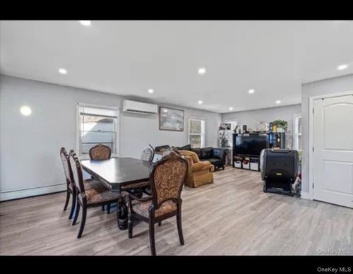 57 Pond Ln, Levittown, NY, 11756-1146 | Card Image