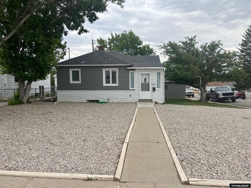 213 11th St, Rawlins, WY, 82301-5313 | Card Image