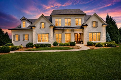 401 Belle Glen Ln, Brentwood, TN, 37027-5623 | Card Image