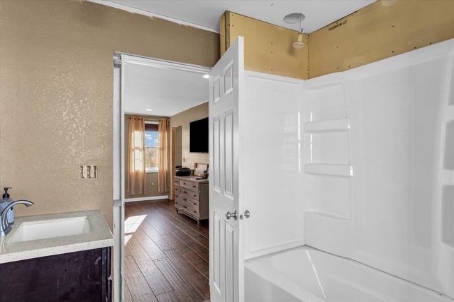 601 E Washington St, House other with 3 bedrooms, 3 bathrooms and 4 parking in Loda IL | Image 31