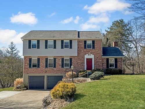 7822 Shadowhill Way, Montgomery, OH, 45242-3110 | Card Image