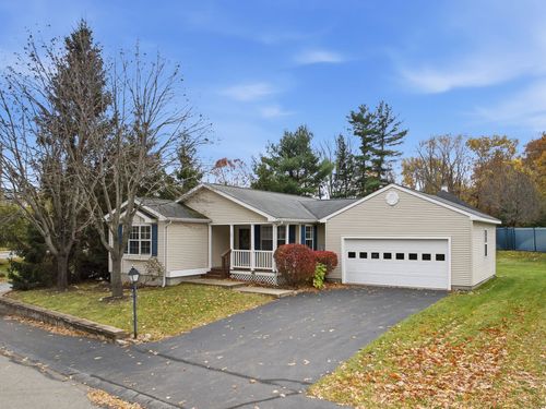 20 Ledgewood Way, Manchester, NH, 03104-5769 | Card Image