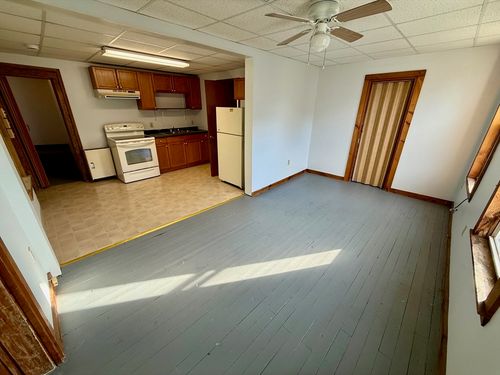 2-285 East St, Ludlow, MA, 01056-3005 | Card Image