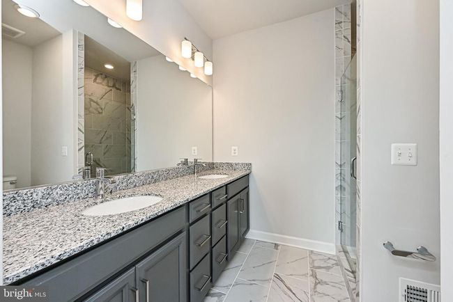 12569 Todd Ln, Townhouse with 4 bedrooms, 4 bathrooms and null parking in FAIRFAX VA | Image 30