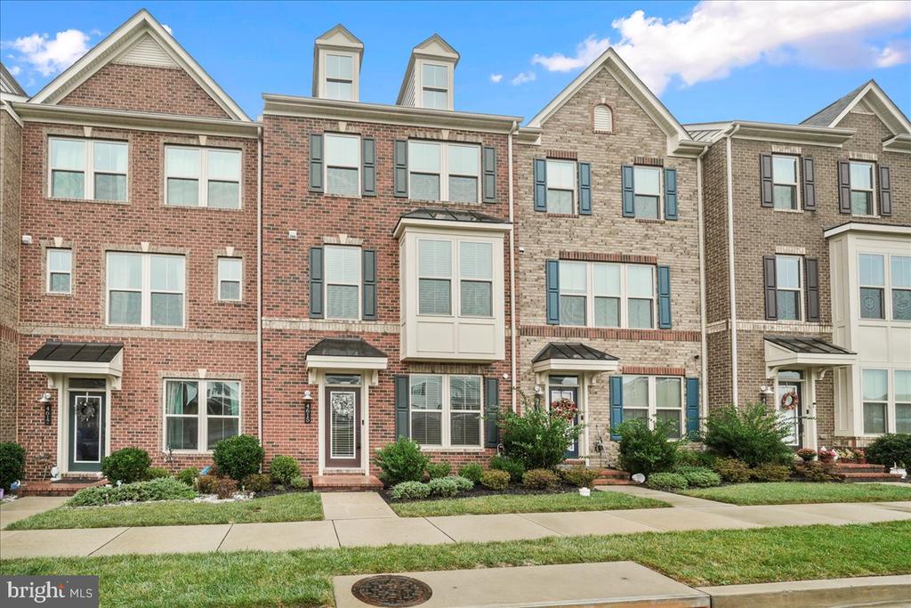 Plum Rd, Monrovia, MD 21770