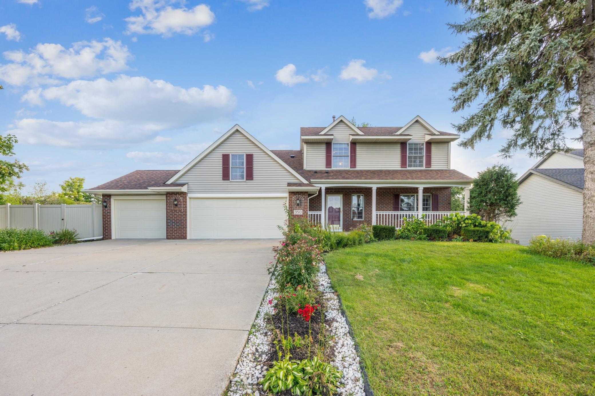 Lily Pond Ln, Saint Paul, MN 55127