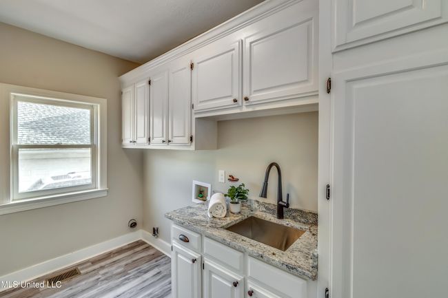 503 Bay Point Cv-37 | Image 36
