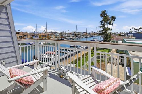 86 Montego Ct, Coronado, CA, 92118-3253 | Card Image