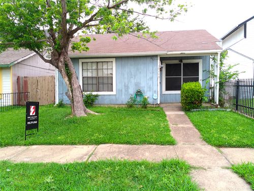 10339 Limestone Dr, Dallas, TX, 75217-3125 | Card Image