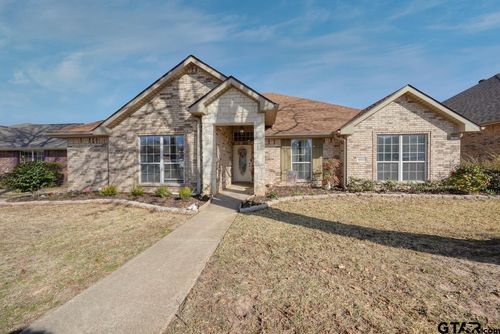 1803 Park Pl, Mineola, TX, 75773-1157 | Card Image