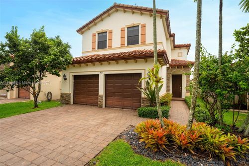 423 Se 33rd Ter, Homestead, FL, 33033-5954 | Card Image