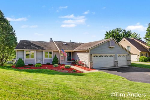 6090 Arroyo Vista Dr Ne, Rockford, MI, 49341-9400 | Card Image