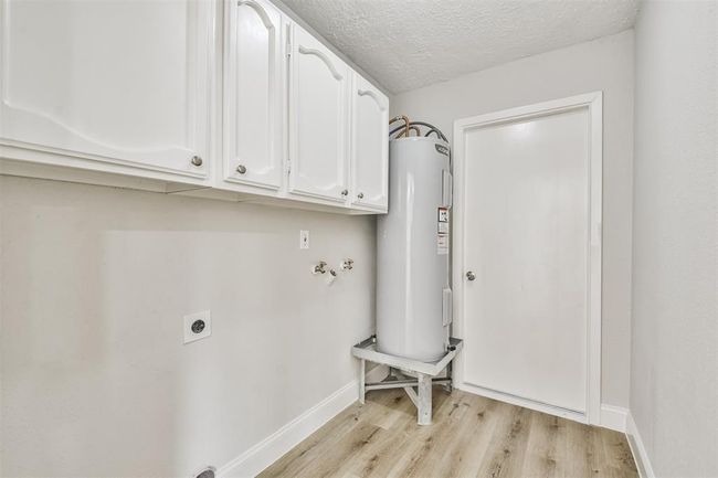 23203 Pennsgrove Rd, House other with 3 bedrooms, 2 bathrooms and 2 parking in Spring TX | Image 33