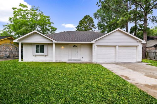 6811 Mccullum Rd, Missouri City, TX, 77489-3428 | Card Image