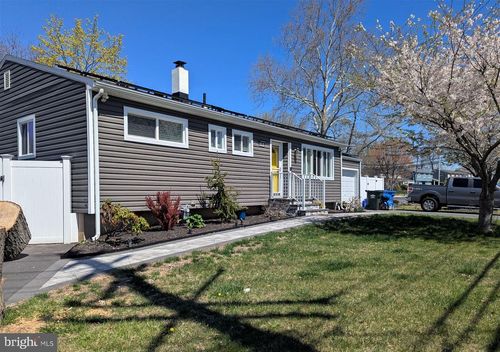 370 Marlboro Rd, Old Bridge, NJ, 08857-1426 | Card Image