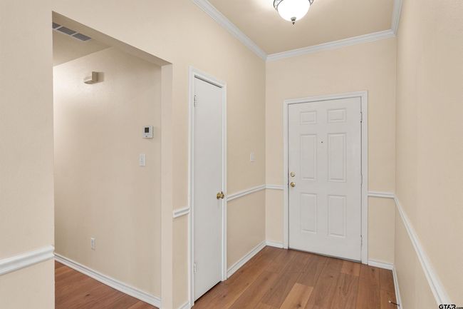 APT-1504 - 5401 Hollytree Dr, Condo with 3 bedrooms, 2 bathrooms and null parking in Tyler TX | Image 14
