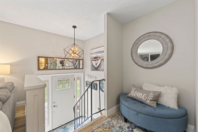 1262 Sunbury Rd, House other with 5 bedrooms, 3 bathrooms and 4 parking in South Frontenac ON | Image 5