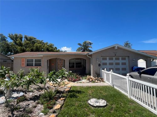 3238 Coldwell Dr, HOLIDAY, FL, 34691-4837 | Card Image