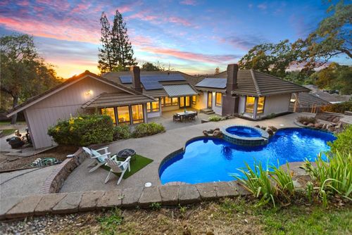 8891 Crest Ct, Granite Bay, CA, 95746-6910 | Card Image