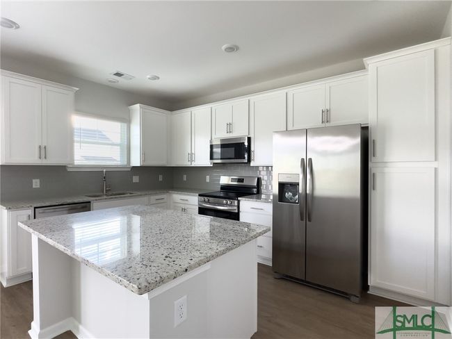 117 Fenway St, House other with 5 bedrooms, 3 bathrooms and null parking in Savannah GA | Image 7