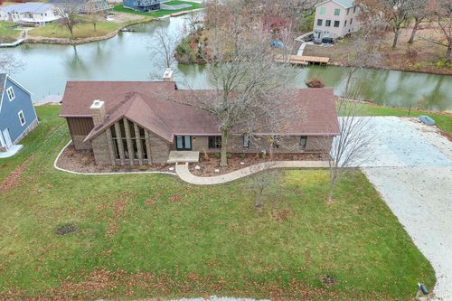 106 Oneida Ln, Loda, IL, 60948-9681 | Card Image