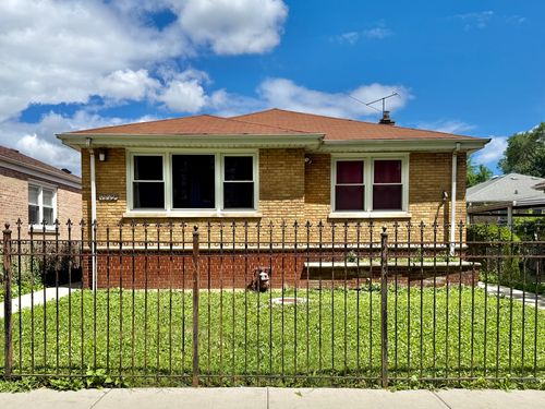 3842 W Argyle St, Chicago, IL, 60625-6030 | Card Image