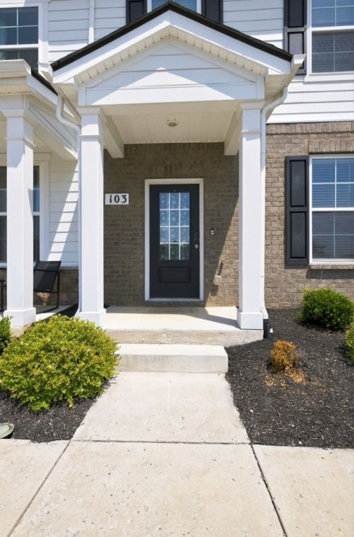103 Grayson Cir, Chapel Hill, TN, 37034-2138 | Card Image